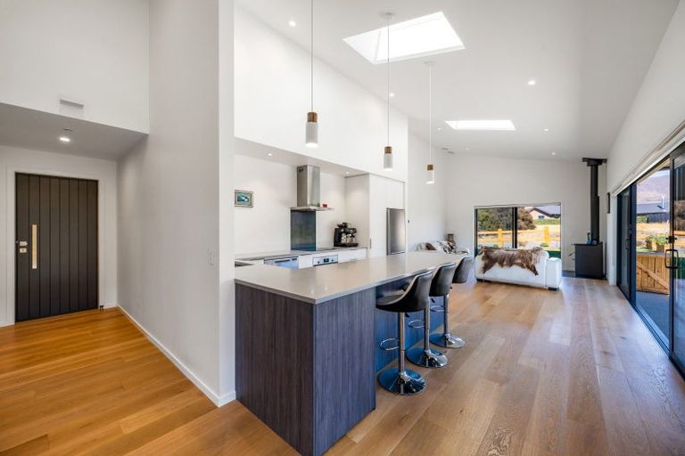 Photo of property in 14 Pounamu Avenue, Albert Town, Wanaka, 9305