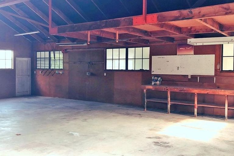 Photo of property in 25 Young Access, Dairy Flat, Silverdale, 0992