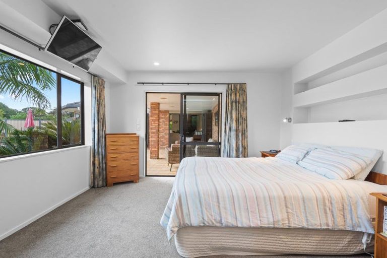 Photo of property in 16 Cairn Way, Te Kamo, Kamo, 0185