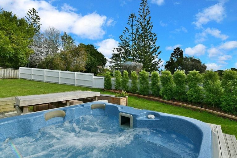 Photo of property in 31b Ladies Mile, Manly, Whangaparaoa, 0930