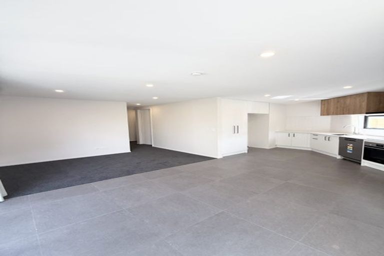 Photo of property in 33a Neill Street, Hornby, Christchurch, 8042