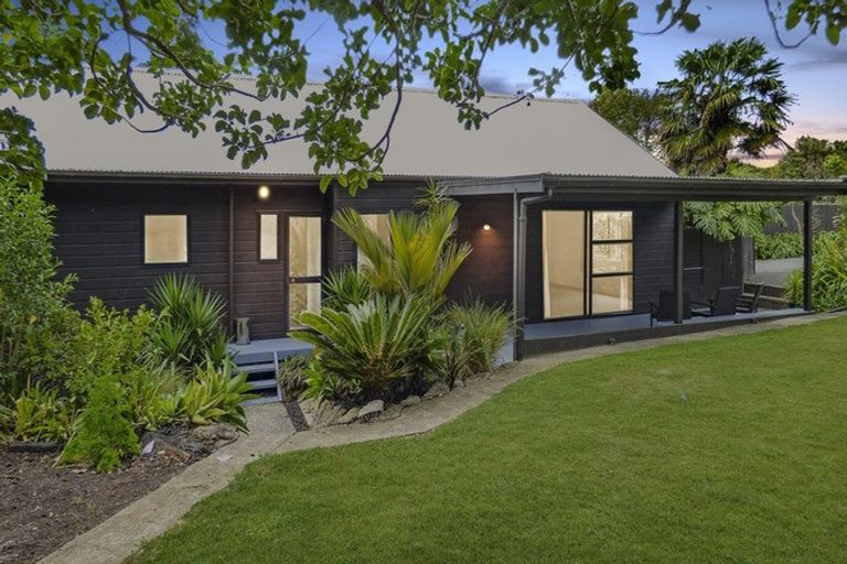 Photo of property in 6 Pounamu Place, Kerikeri, 0294