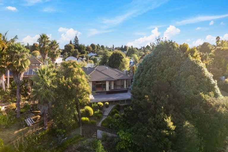 Photo of property in 15 Elliot Street, Riverhead, 0820