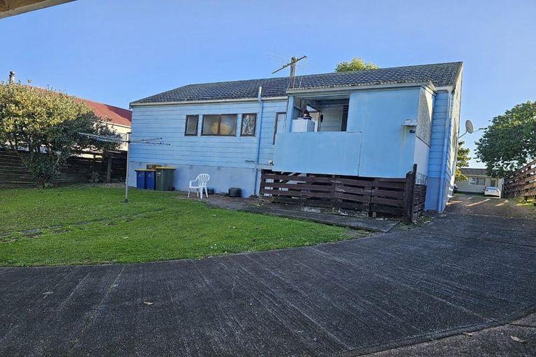 Photo of property in 5 Luanda Drive, Ranui, Auckland, 0612