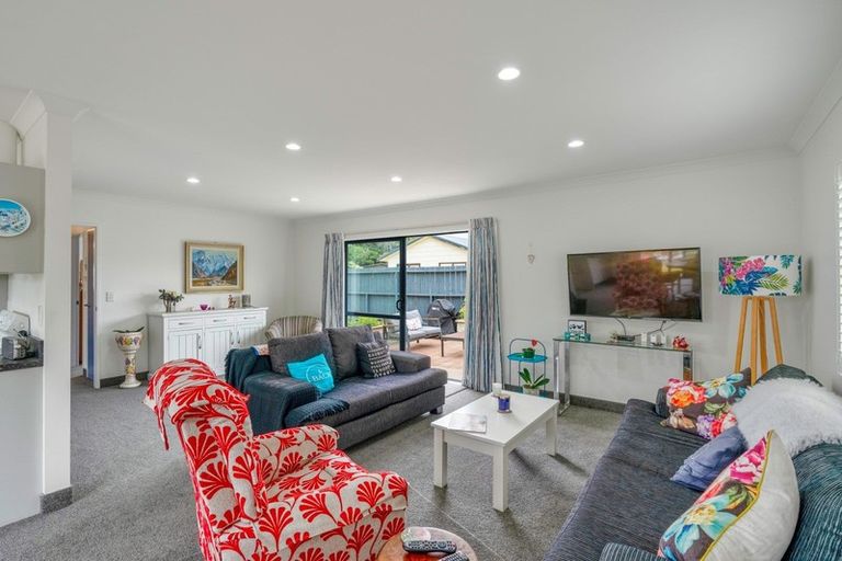 Photo of property in 25 Scott Avenue, Otaki Beach, Otaki, 5512