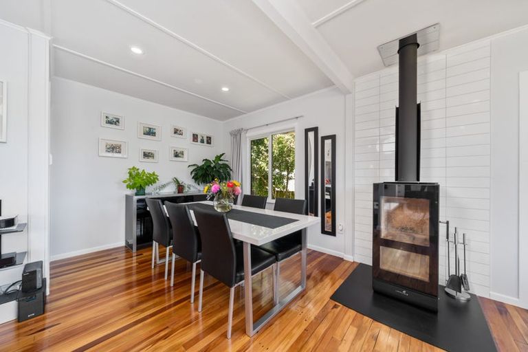 Photo of property in 30 Beazley Avenue, Paparangi, Wellington, 6037