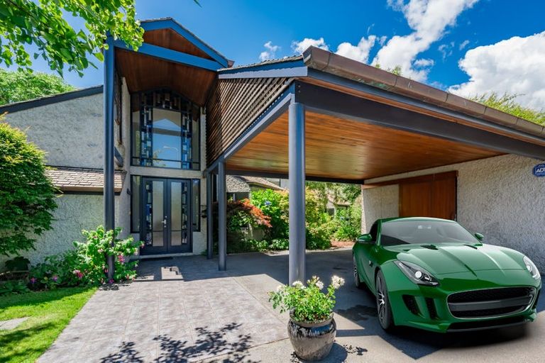 Photo of property in 11 Walnut Grove, Waikanae, 5036