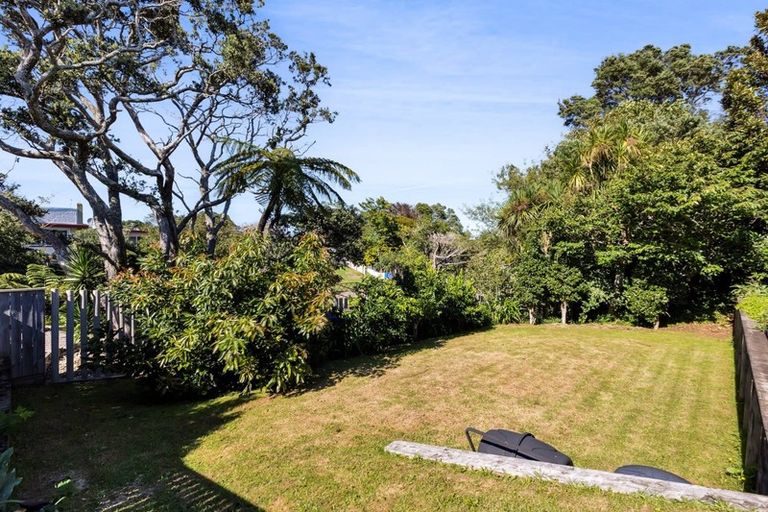 Photo of property in 24 Ngaio Street, Strandon, New Plymouth, 4312