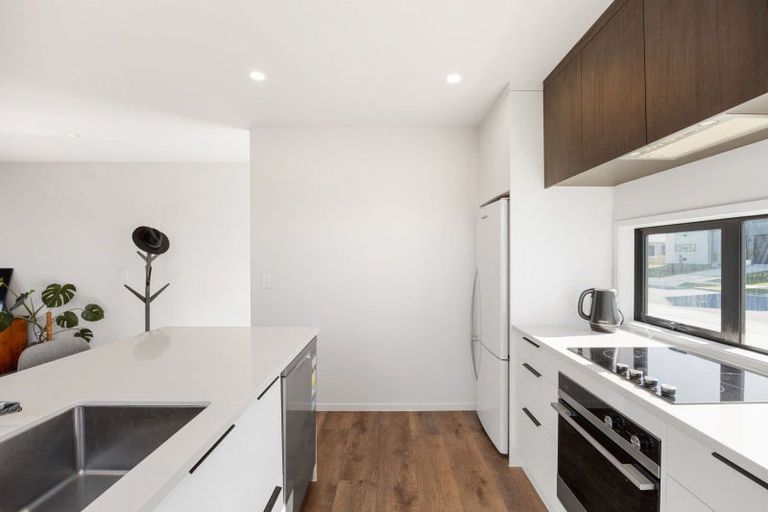 Photo of property in 15 Jacks Landing Drive, Hamilton Lake, Hamilton, 3204