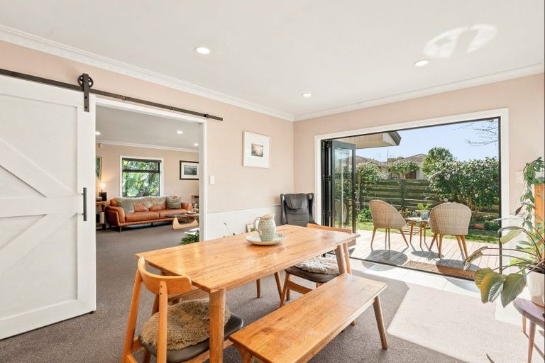 Photo of property in 2 Barnett Place, Te Puke, 3119