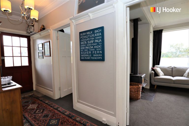 Photo of property in 37 Tahuna Road, Tainui, Dunedin, 9013