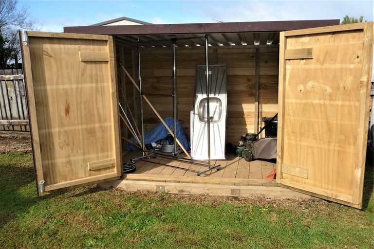 Photo of property in 100 Arapuni Street, Putaruru, 3411