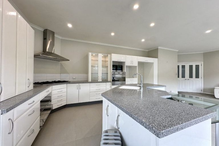 Photo of property in 11 Cottle Heath Close, Manor Park, Lower Hutt, 5019