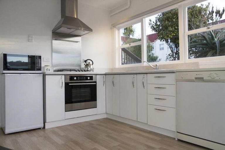 Photo of property in 58 Sartors Avenue, Browns Bay, Auckland, 0630