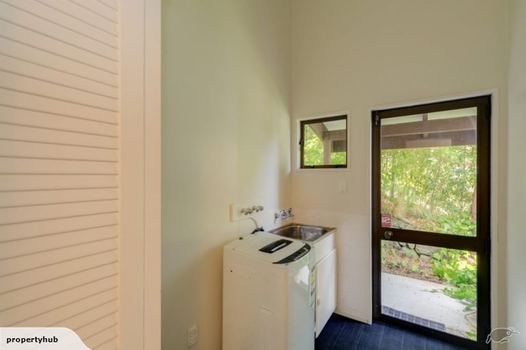 Photo of property in 95 Cannon Hill Crescent, Mount Pleasant, Christchurch, 8081