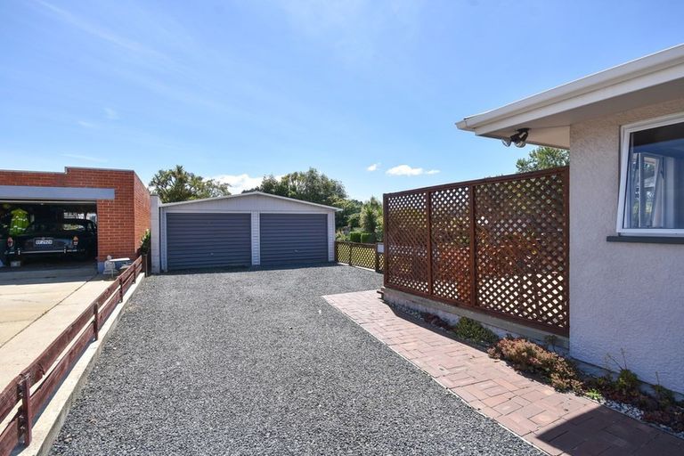 Photo of property in 98 Main Road, Fairfield, Dunedin, 9018