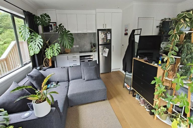 Photo of property in 8 Silverstream Road, Crofton Downs, Wellington, 6035