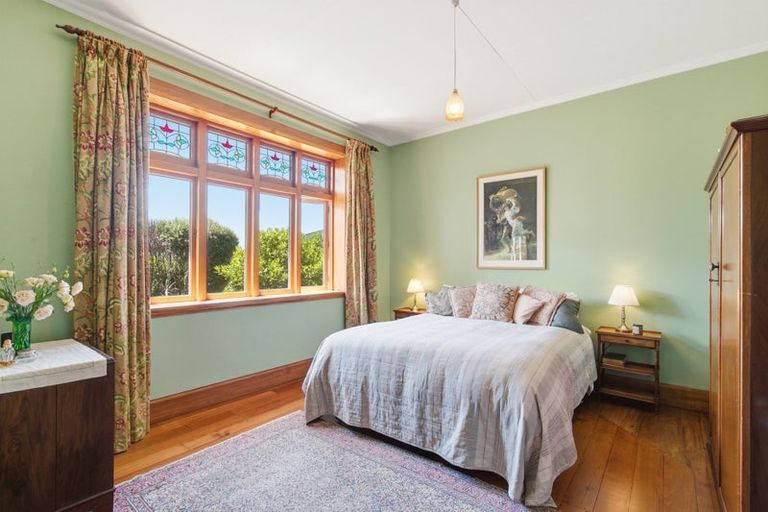 Photo of property in 35 Homewood Avenue, Karori, Wellington, 6012