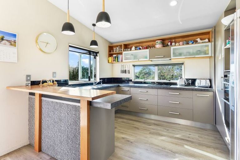 Photo of property in 16 Logan Court, Chartwell, Hamilton, 3210