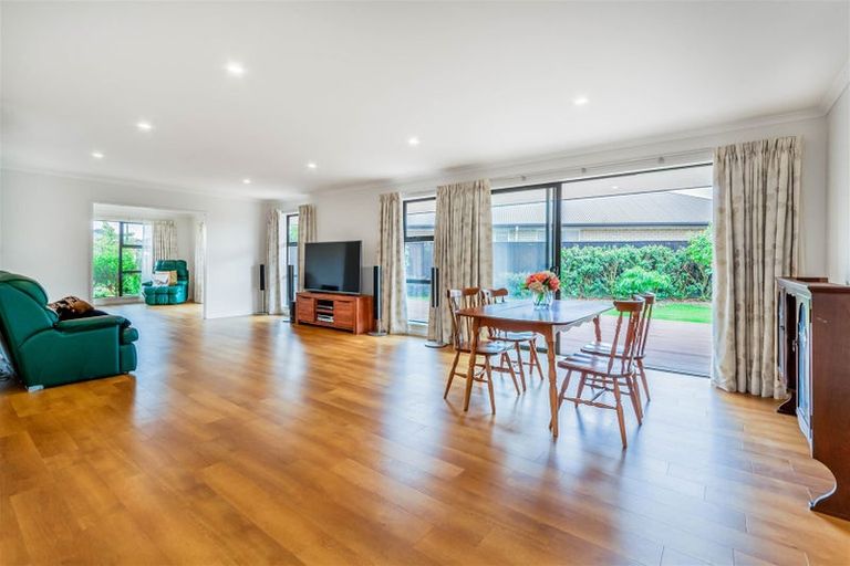 Photo of property in 8 Murfitt Street, Pegasus, 7612