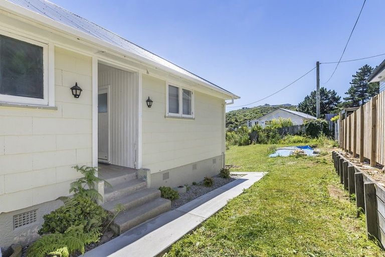 Photo of property in 23 Chew Place, Ranui, Porirua, 5024