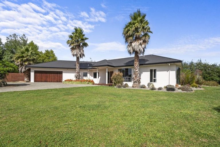 Photo of property in 110 Polson Hill Drive, Aokautere, Palmerston North, 4471
