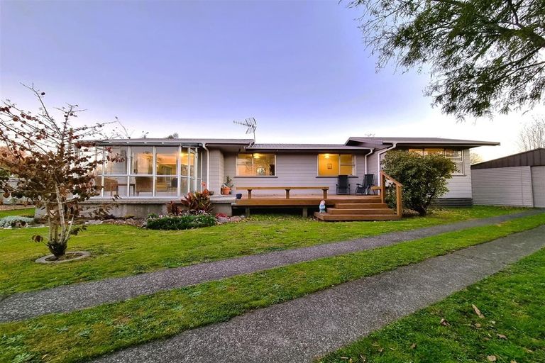Photo of property in 42 Kahu Street, Utuhina, Rotorua, 3015