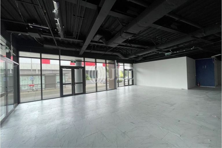 Photo of property in 1 Gallipoli Place, Flat Bush, Auckland, 2019