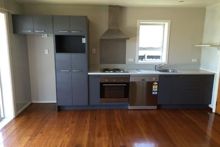 Photo of property in 54 Peer Street, Upper Riccarton, Christchurch, 8041