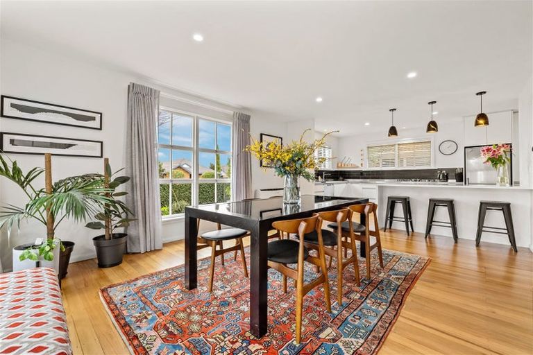 Photo of property in 7 Parkstone Avenue, Ilam, Christchurch, 8041