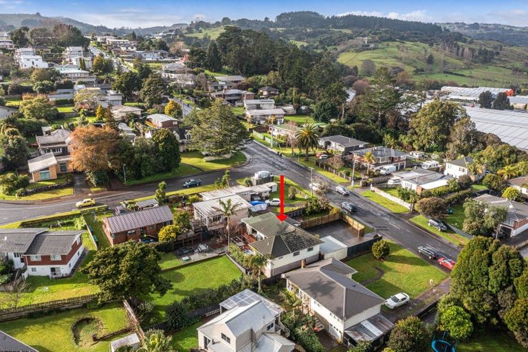 Photo of property in 4 Red Hill Road, Red Hill, Papakura, 2110