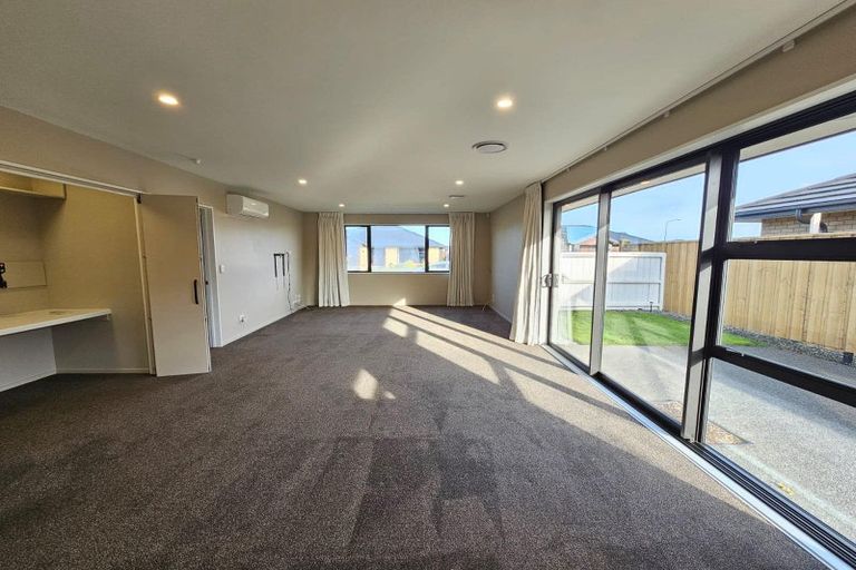 Photo of property in 37 Lydiard Drive, Rolleston, 7615