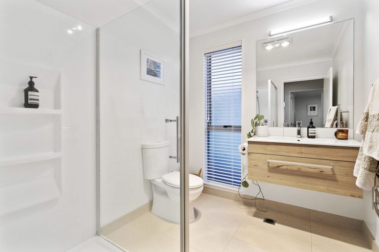 Photo of property in 22 Rangihina Road, Hobsonville, Auckland, 0616