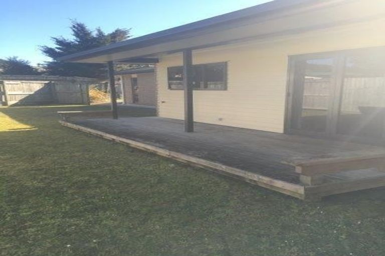 Photo of property in 15 Milne Road, Mangakakahi, Rotorua, 3015