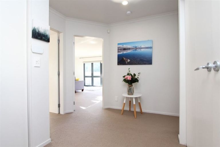 Photo of property in 64 Waverton Terrace, Churton Park, Wellington, 6037