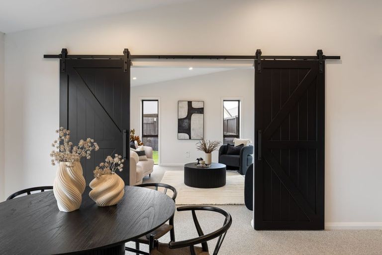 Photo of property in 105 Freedom Drive, Kelvin Grove, Palmerston North, 4470
