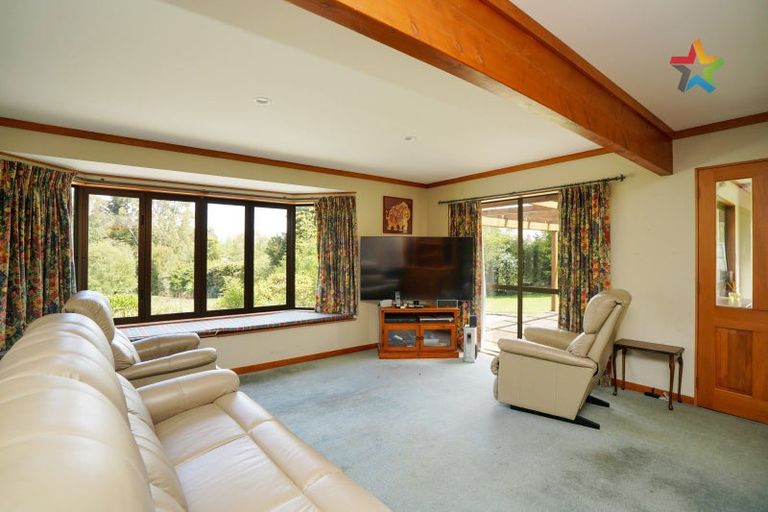 Photo of property in 72 Bush Street, Lumsden, 9730