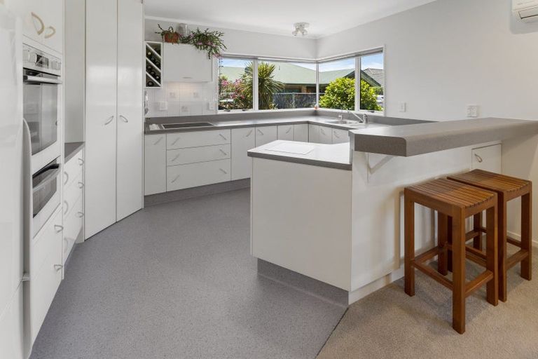 Photo of property in 21 Coleridge Place, Stoke, Nelson, 7011