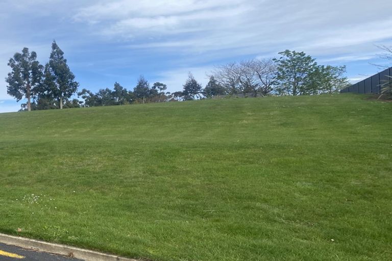 Photo of property in 18 Reeves Street, Green Island, Dunedin, 9018