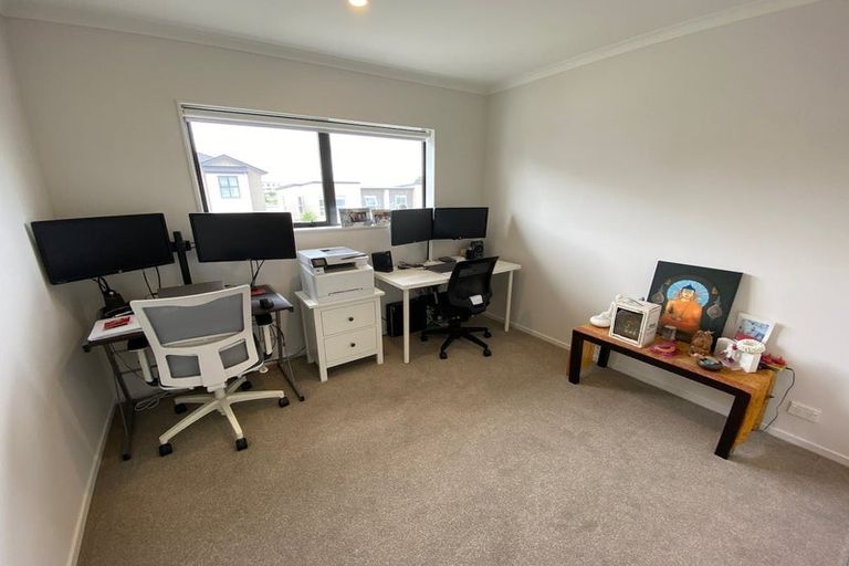 Photo of property in 16 Matairangi Avenue, Totara Heights, Auckland, 2105