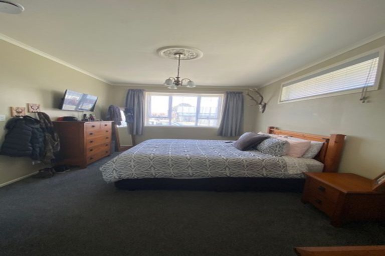 Photo of property in 20 Derby Street, Westport, 7825