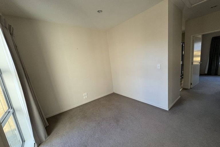 Photo of property in 76 Sioux Avenue, Wigram, Christchurch, 8042