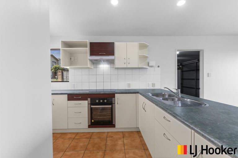 Photo of property in 25/45 Secoia Crescent, Mangere, Auckland, 2022