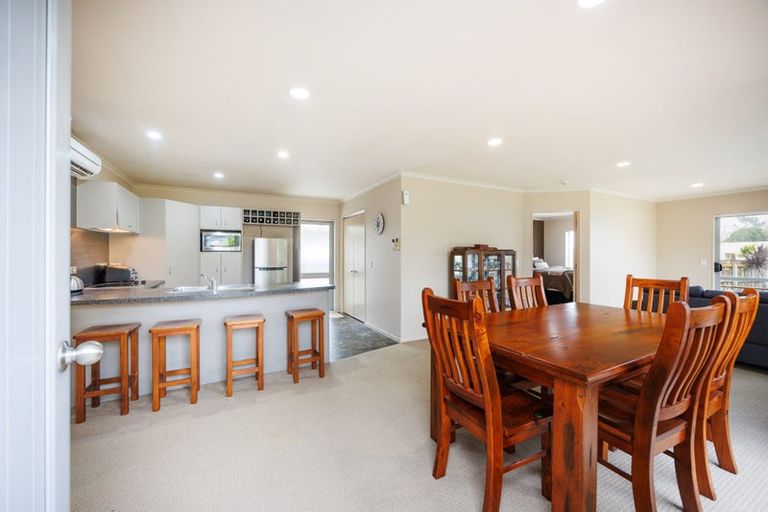 Photo of property in 10 Ouse Street, Rongotea, 4476