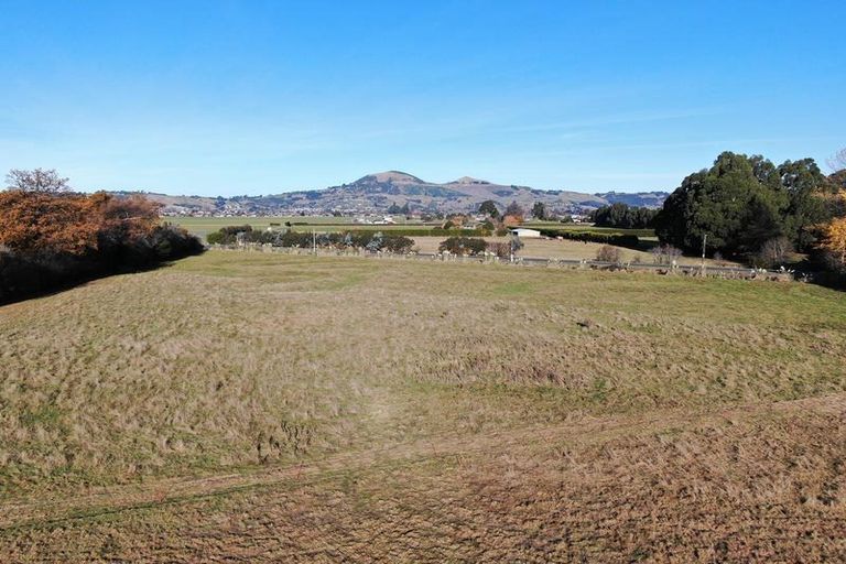 Photo of property in 74 Outram-mosgiel Road, Mosgiel, 9092