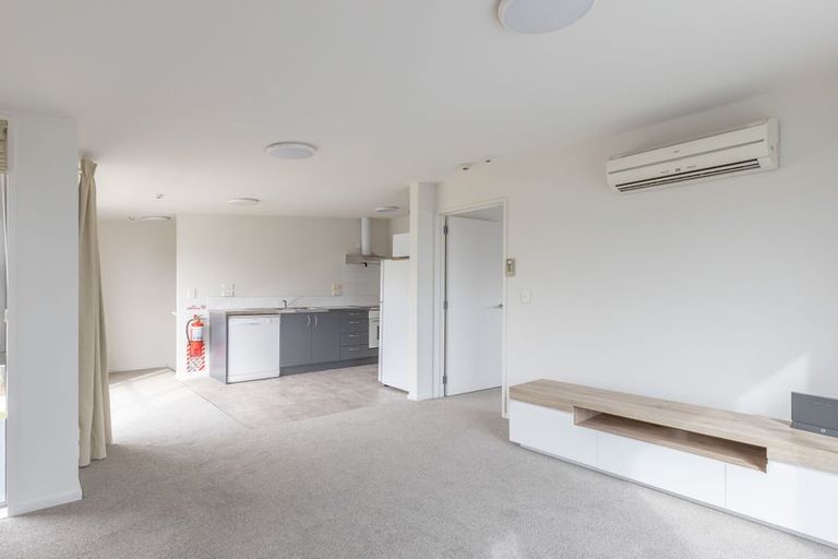 Photo of property in 8a Rotherham Street, Riccarton, Christchurch, 8041