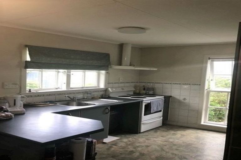 Photo of property in 34 Akron Grove, Totara Park, Upper Hutt, 5018