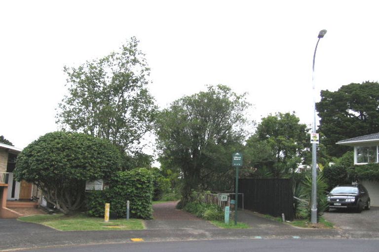 Photo of property in 27 Northgrove Avenue, Hillcrest, Auckland, 0627