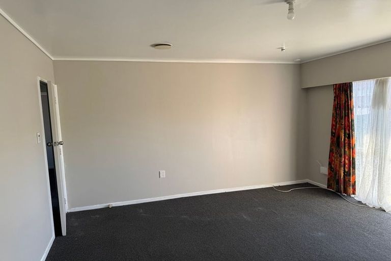 Photo of property in 1/94 Beaumonts Way, Manurewa, Auckland, 2102