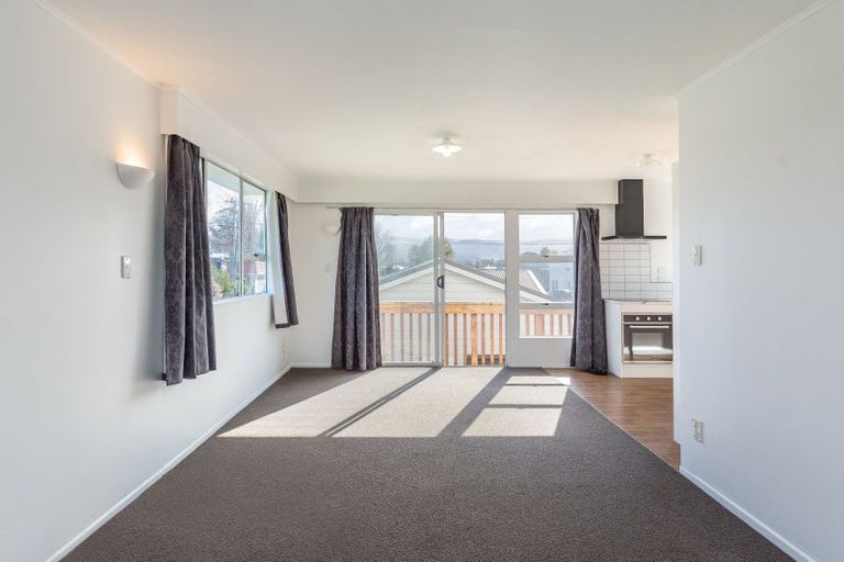Photo of property in 196 High Street North, Carterton, 5713
